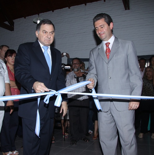 <p>El Intendente Pereyra durante la inauguraci&oacute;n del Registro Civil de Ingeniero Allan.</p>